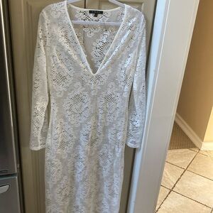 Brand new white lace cover up sz L
